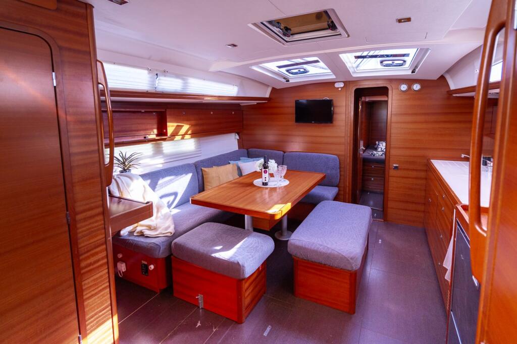Segelyacht 