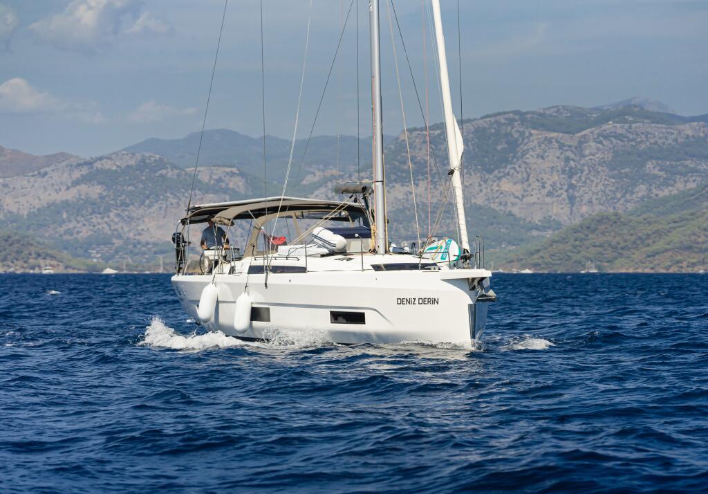 Segelyacht 