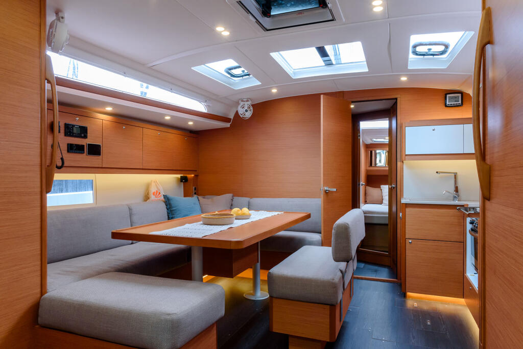 Segelyacht 