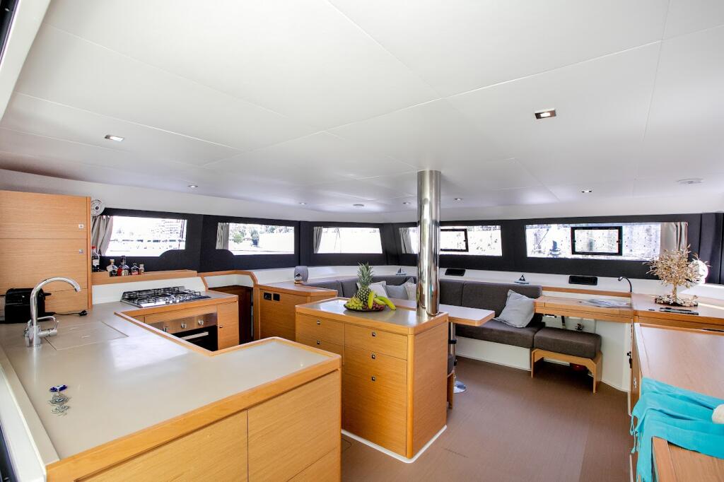 Catamaran 