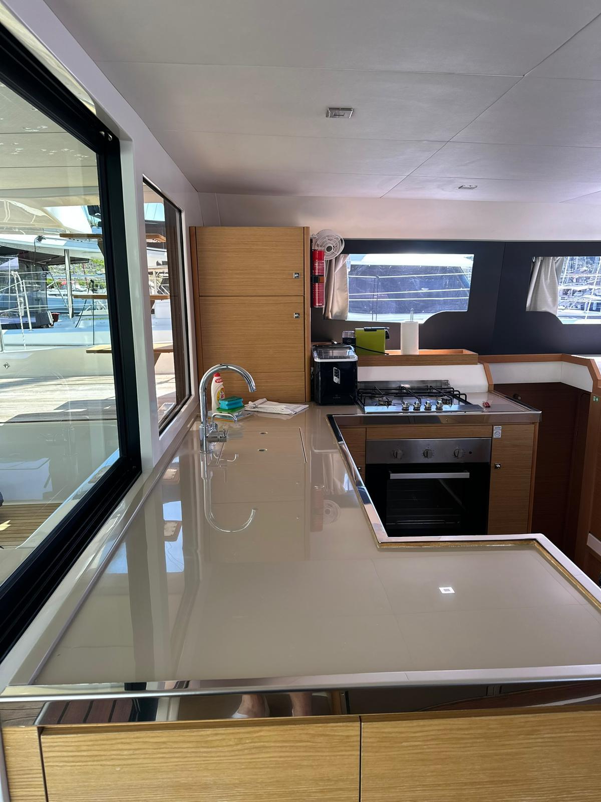 Catamaran 