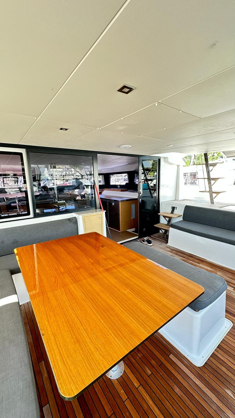 Catamaran 