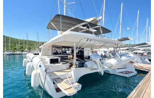 Catamaran 