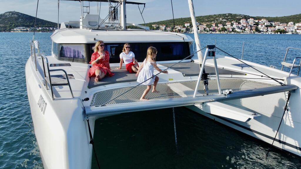 Catamaran 