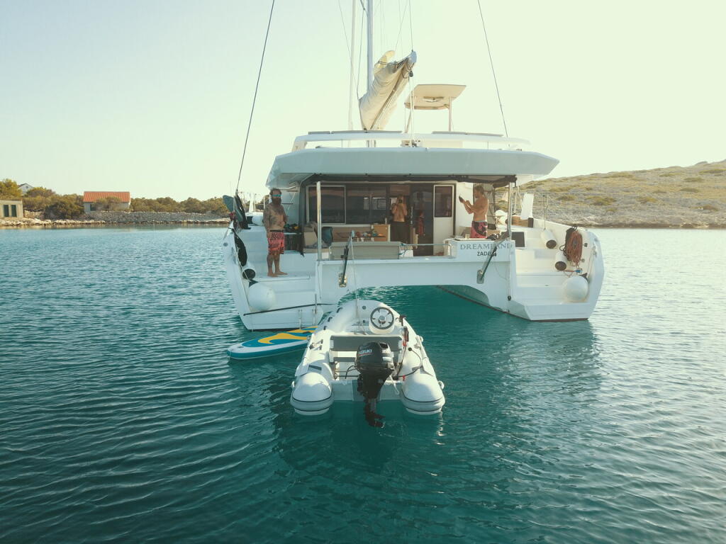Catamaran 
