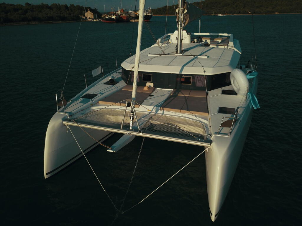 Catamaran 