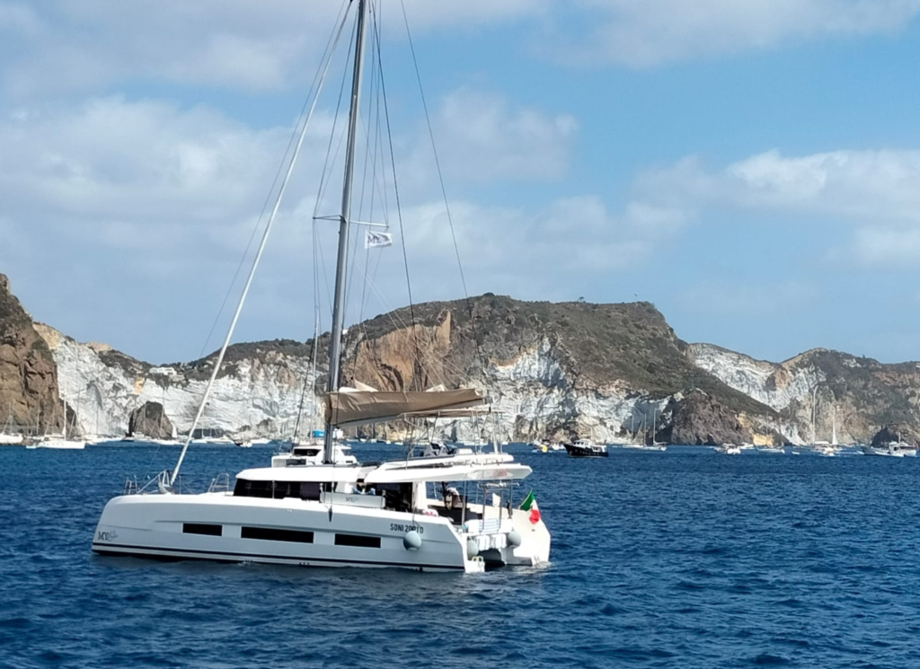 Catamaran 