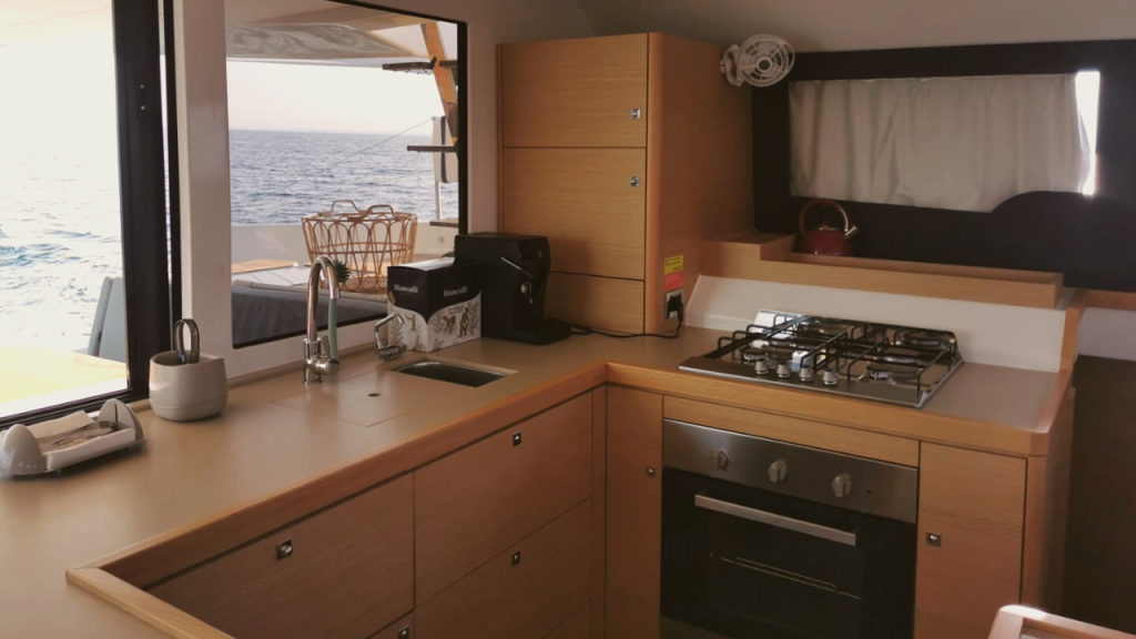 Catamaran 