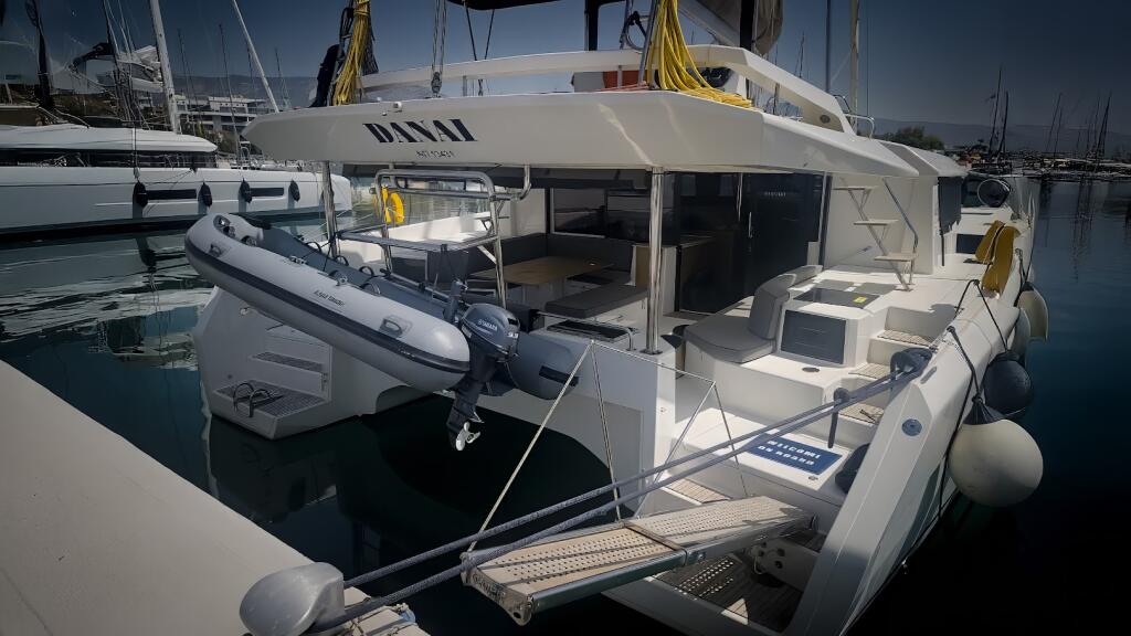 Catamaran 