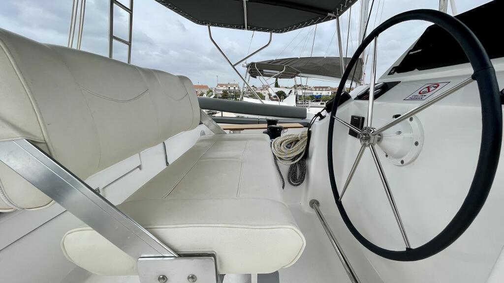 Catamaran 
