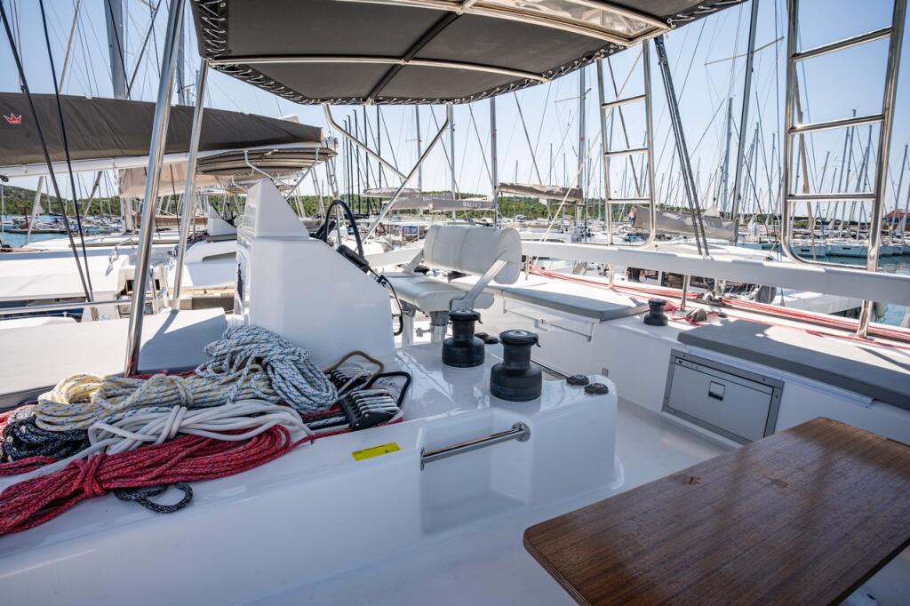 Catamaran 