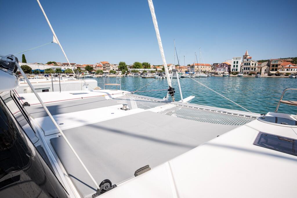 Catamaran 