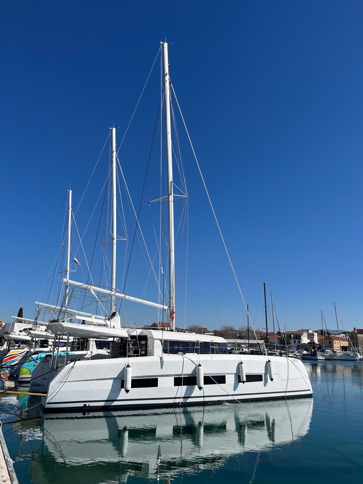 Catamaran 