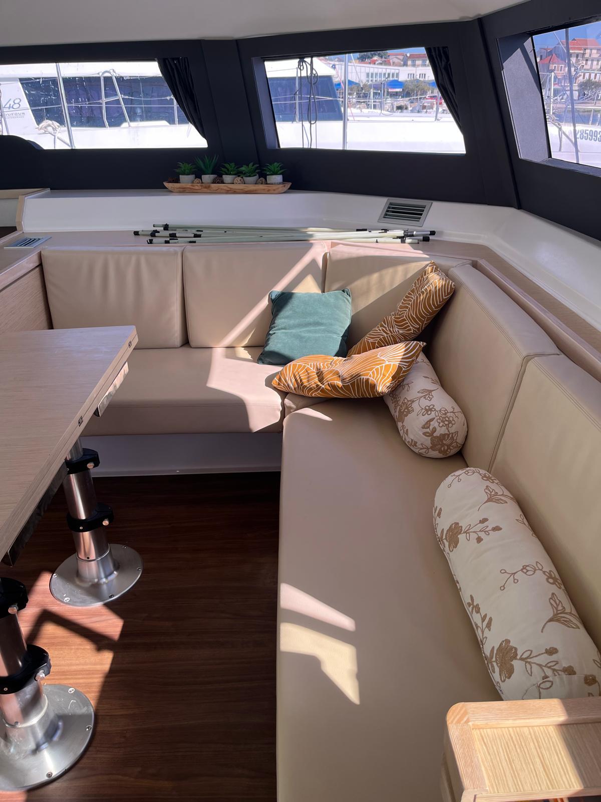 Catamaran 
