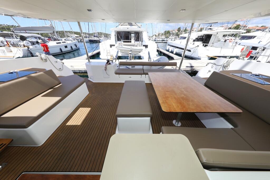 Catamaran 
