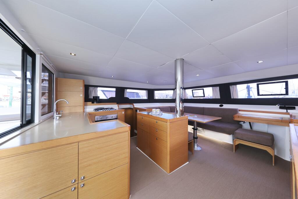 Catamaran 