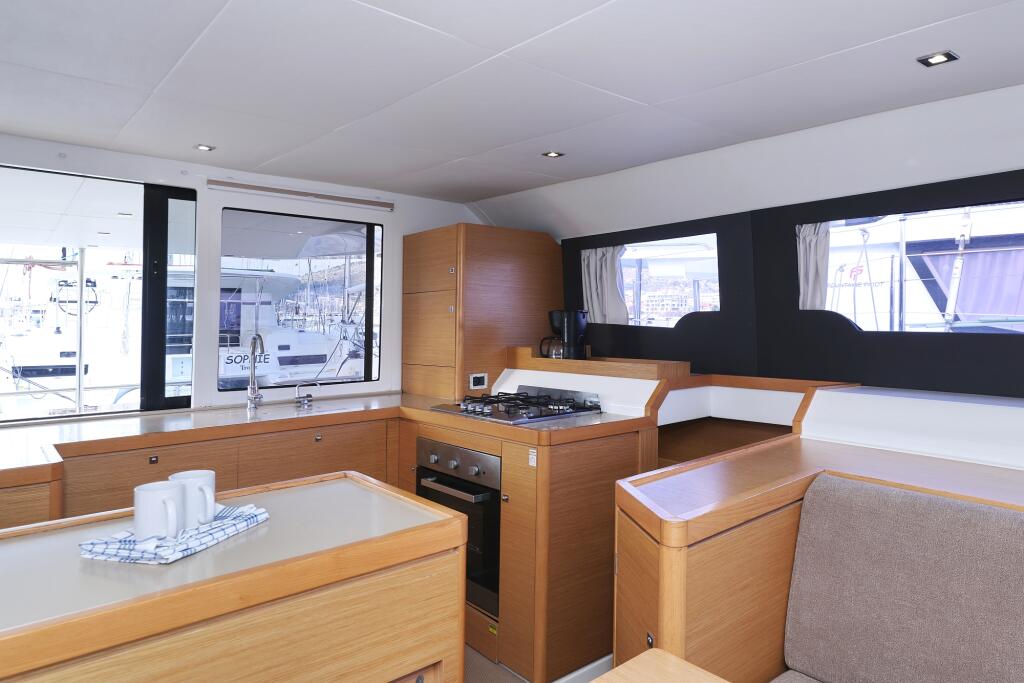 Catamaran 