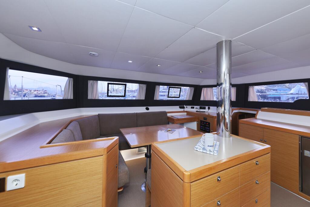 Catamaran 