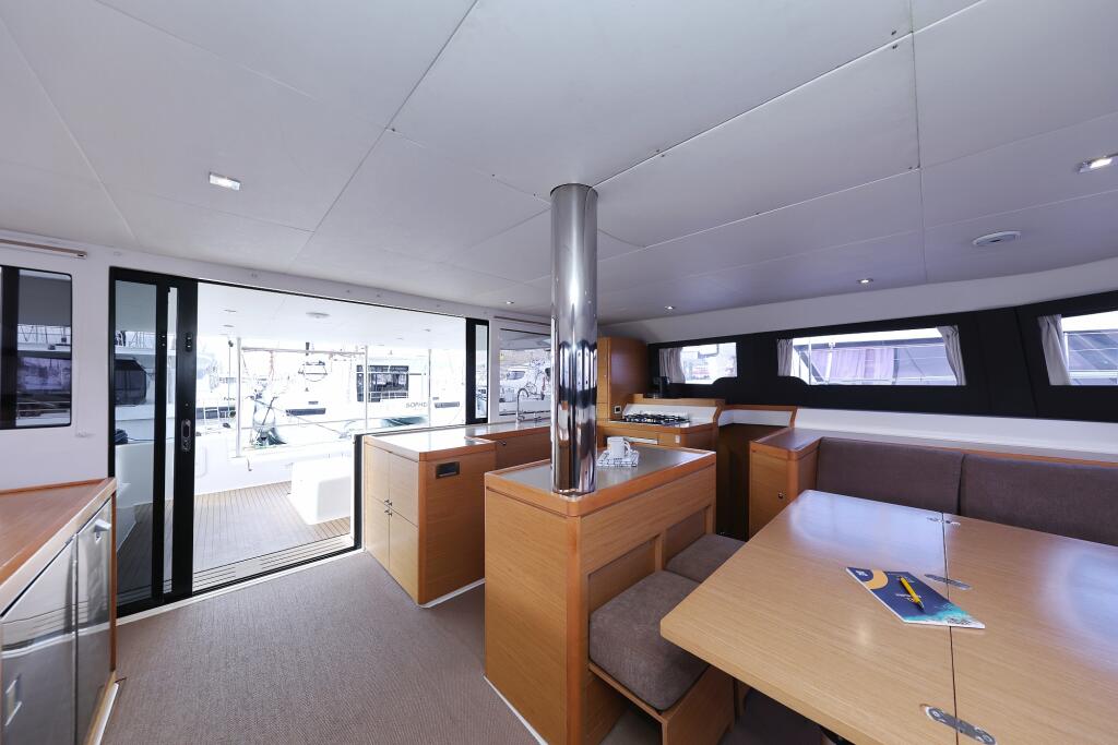 Catamaran 