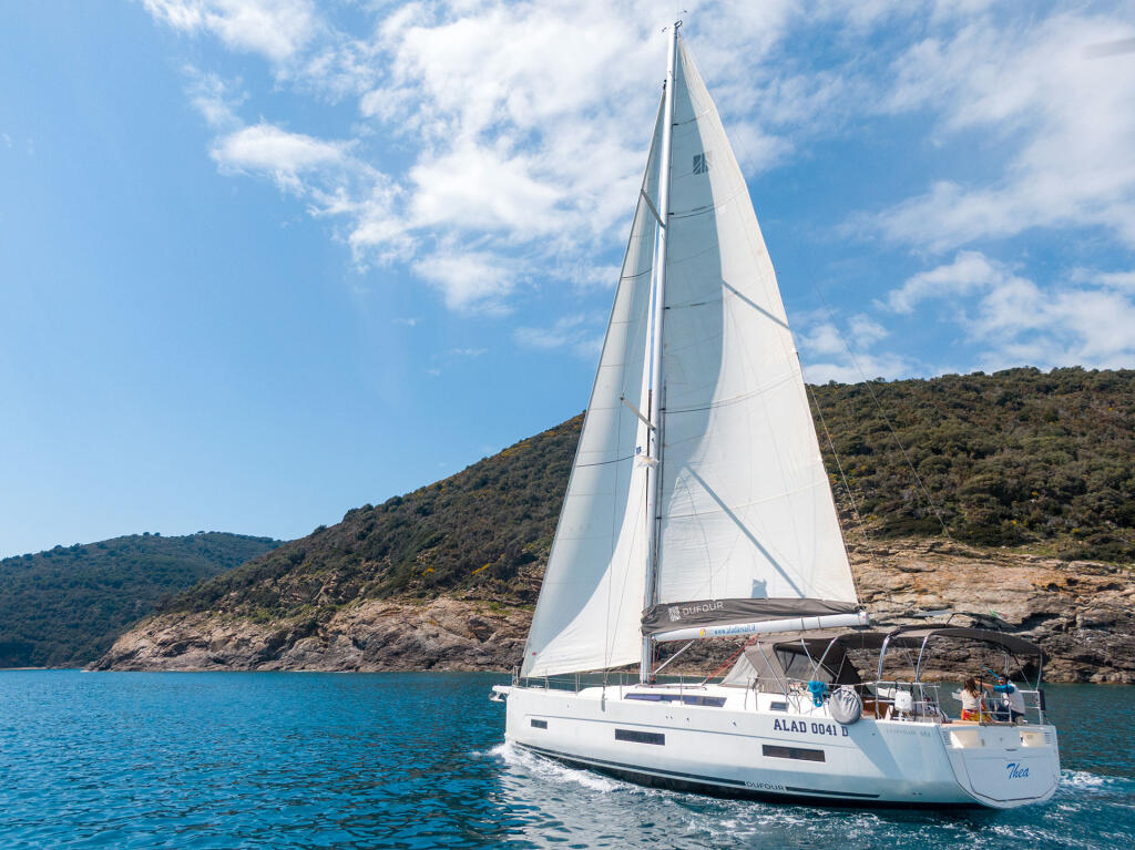 Dufour 530 Thea