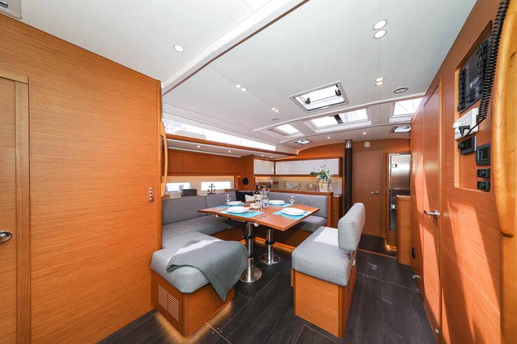 Segelyacht 