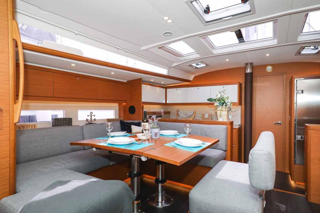 Segelyacht 