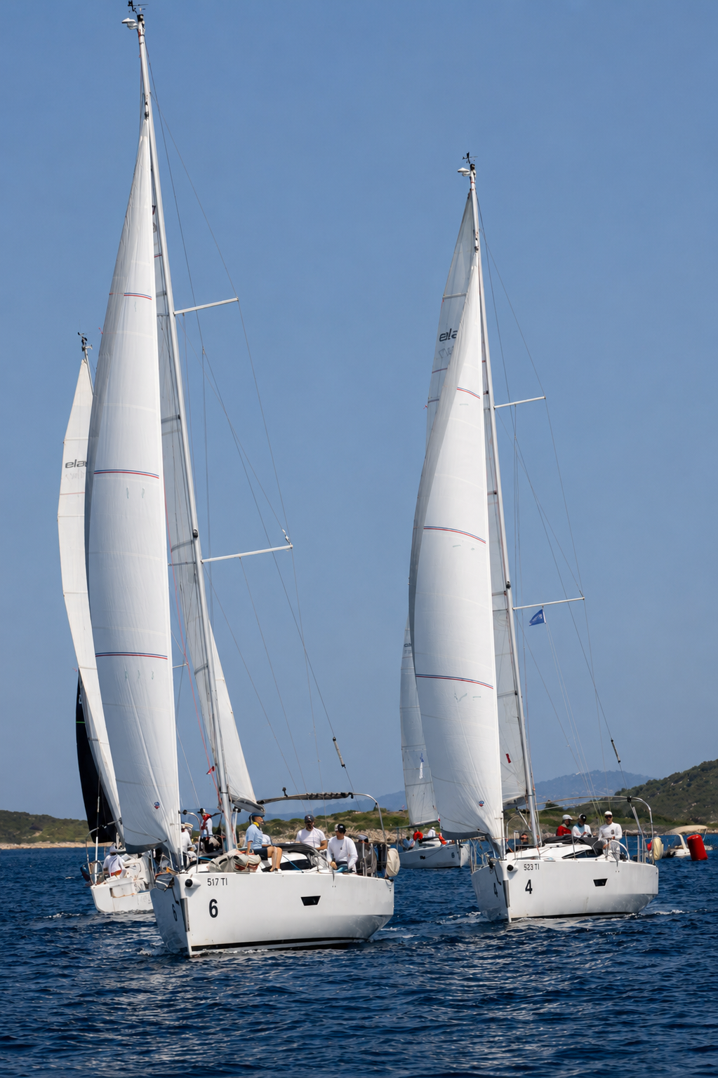 Sailing yacht 