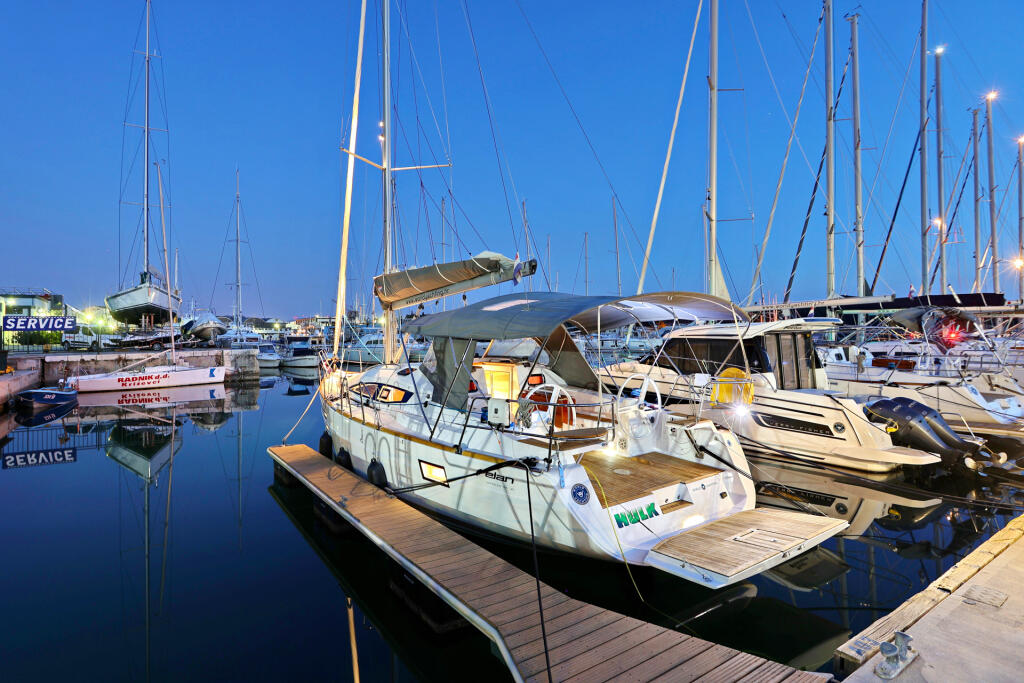 Segelyacht 