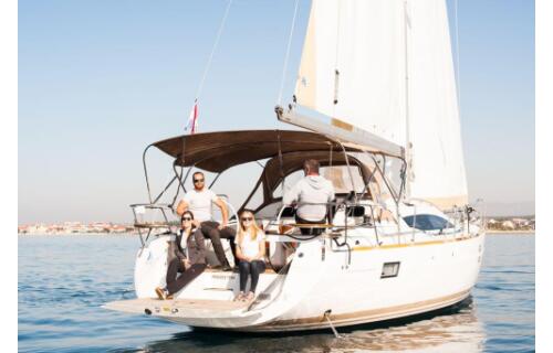 Segelyacht 
