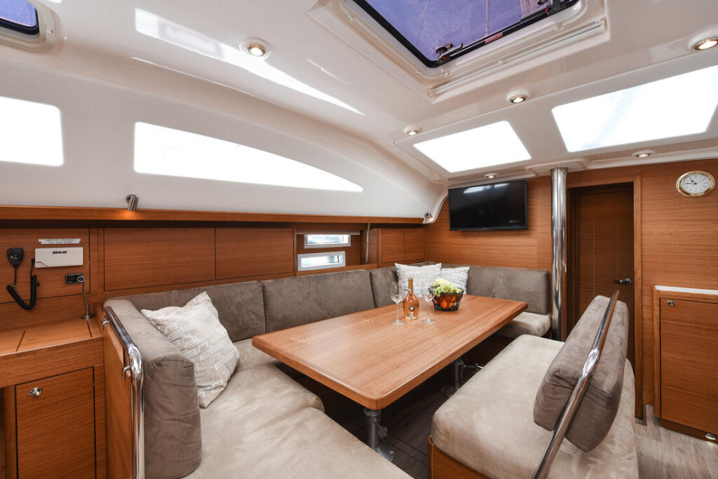 Segelyacht 