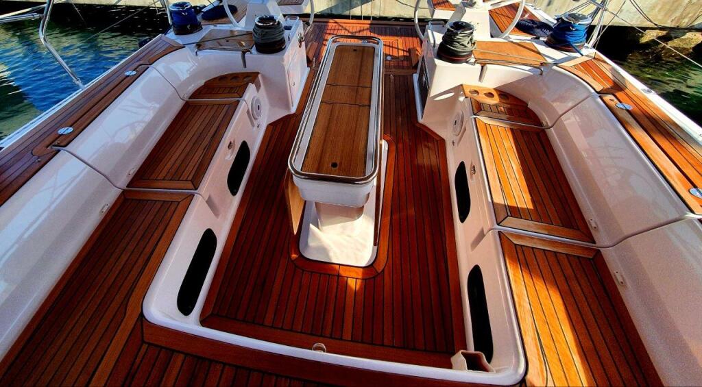 Segelyacht 