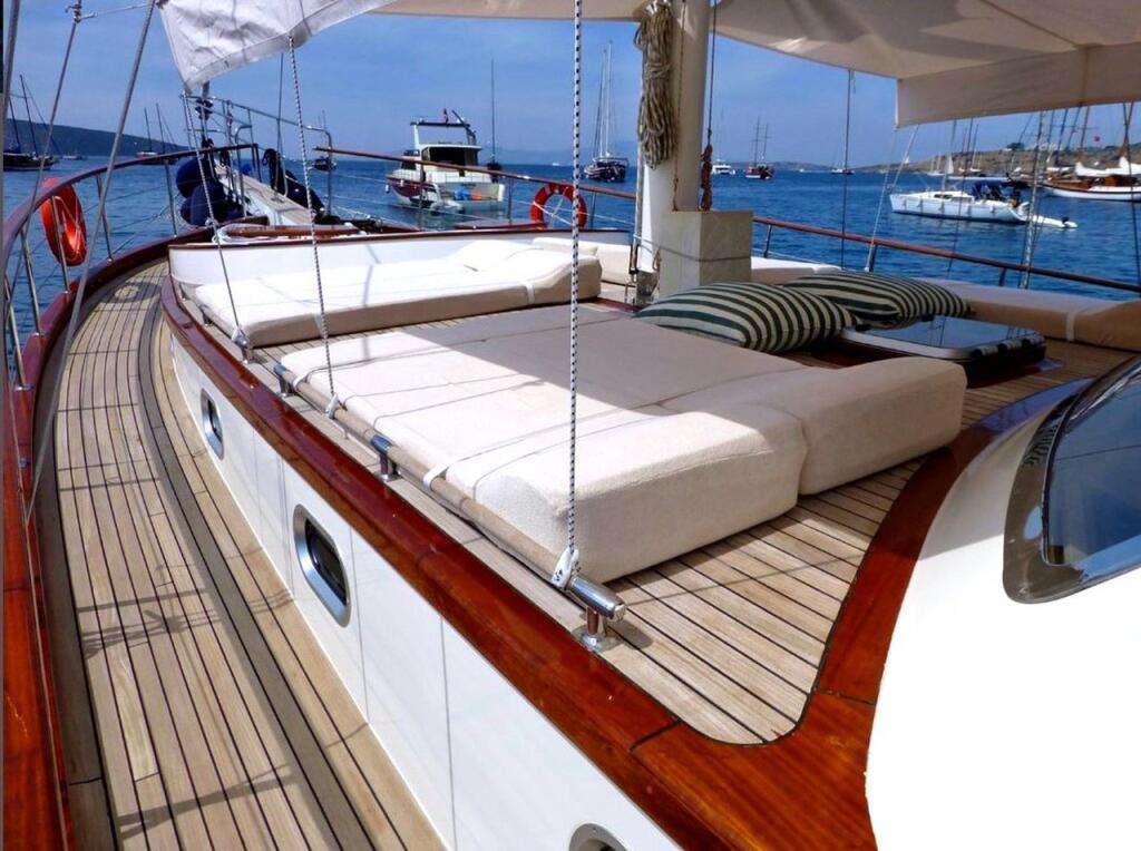 Gulet & Motor Sailer 