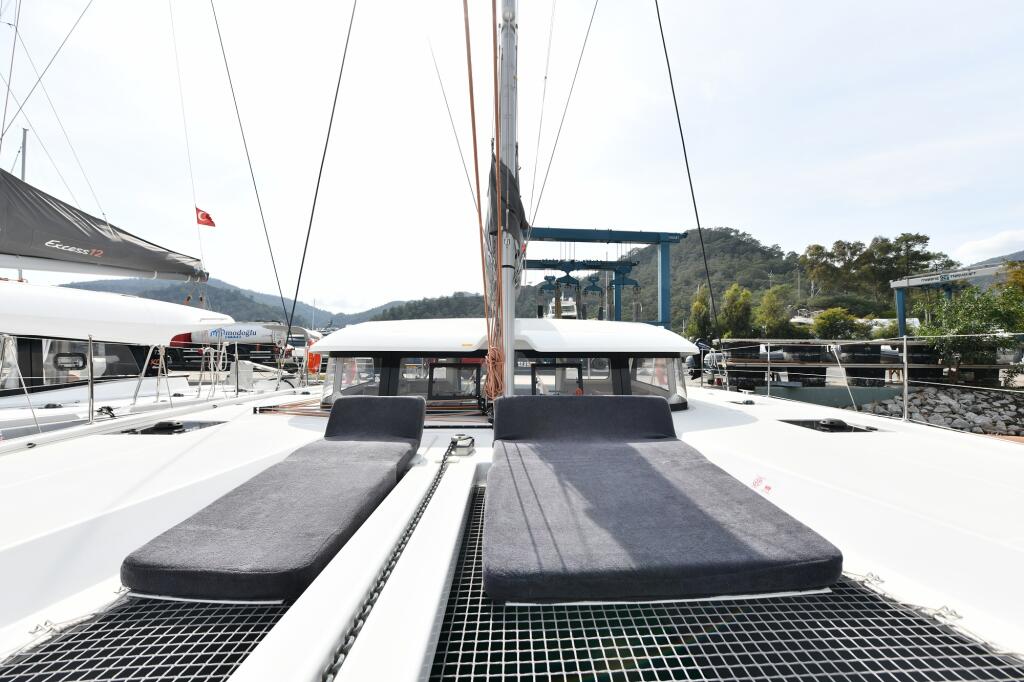 Catamaran 