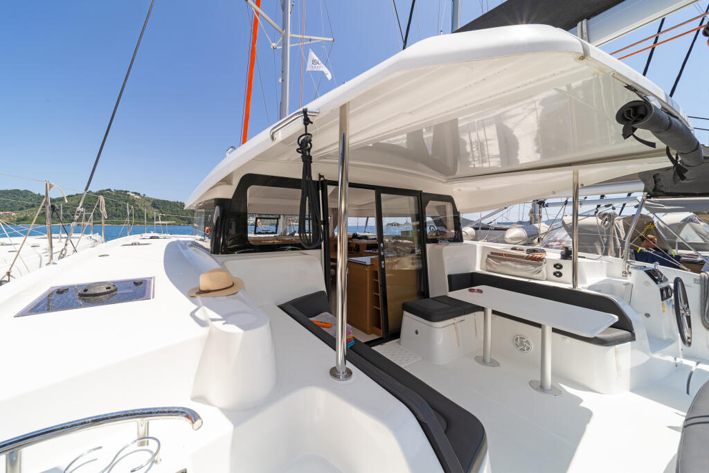 Catamaran 