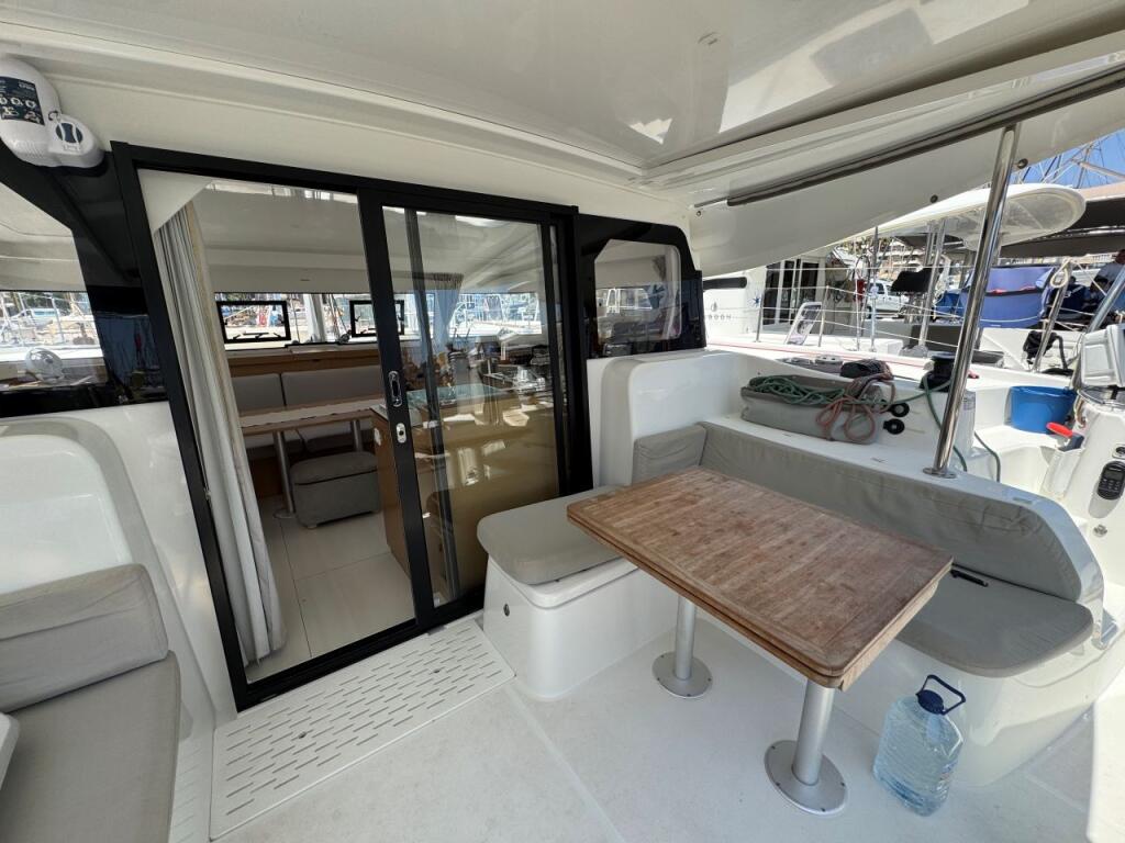 Catamaran 