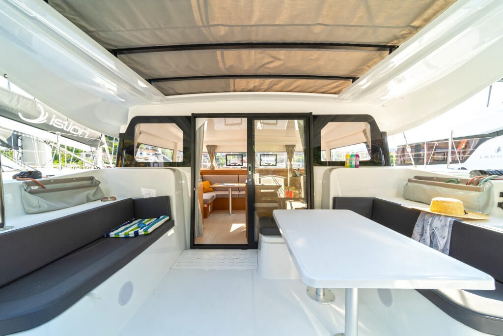 Catamaran 