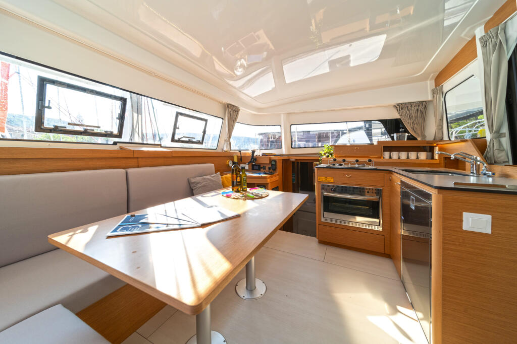 Catamaran 