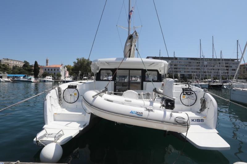 Catamaran 