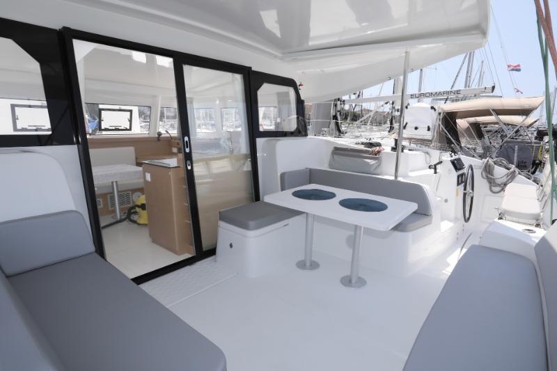 Catamaran 