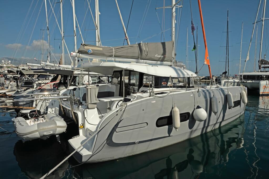 Catamaran 