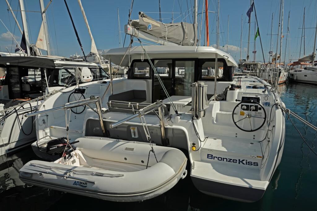 Catamaran 