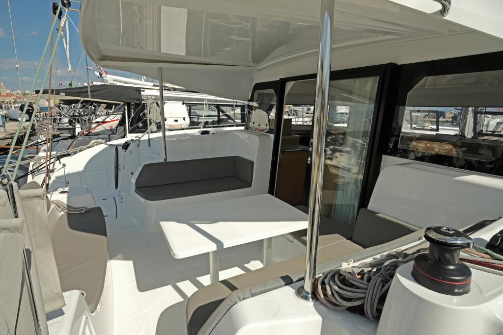 Catamaran 
