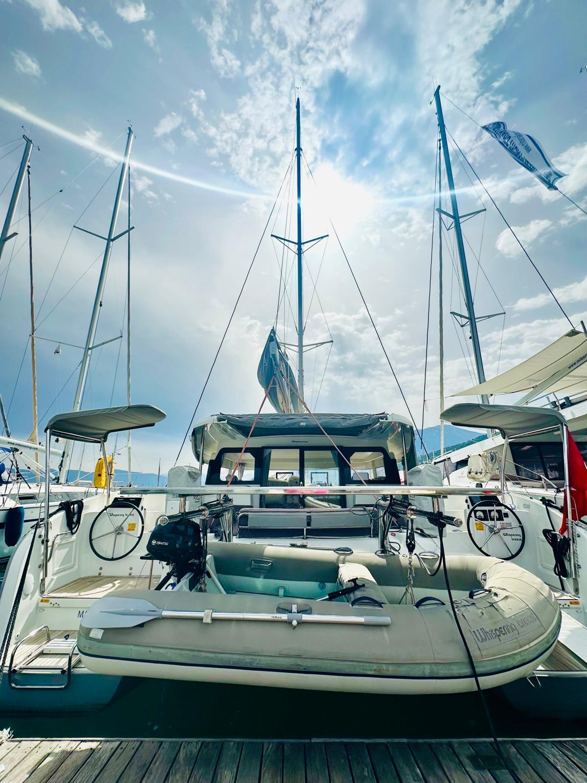 Catamaran 