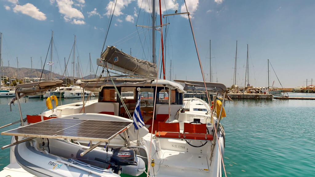Catamaran 