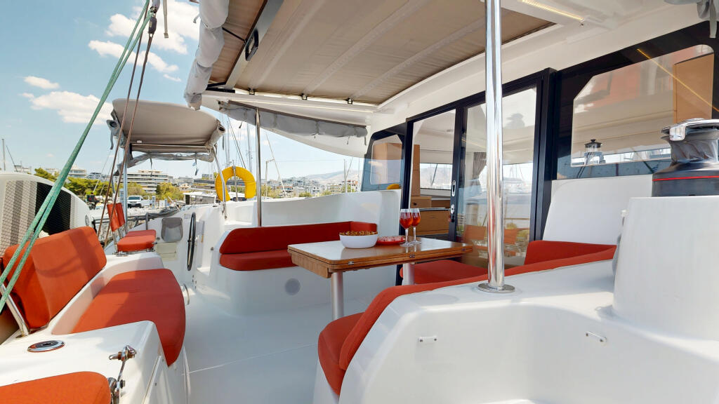 Catamaran 