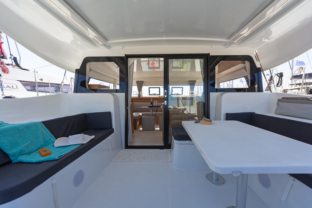 Catamaran 