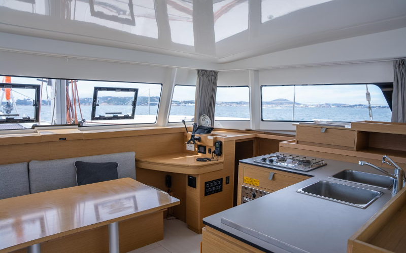 Catamaran 