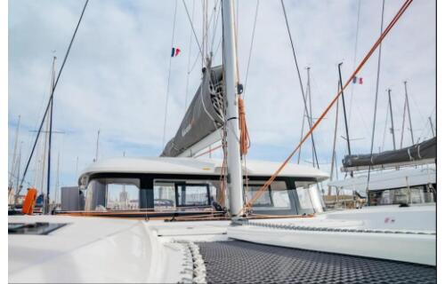 Catamaran 