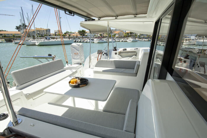 Catamaran 