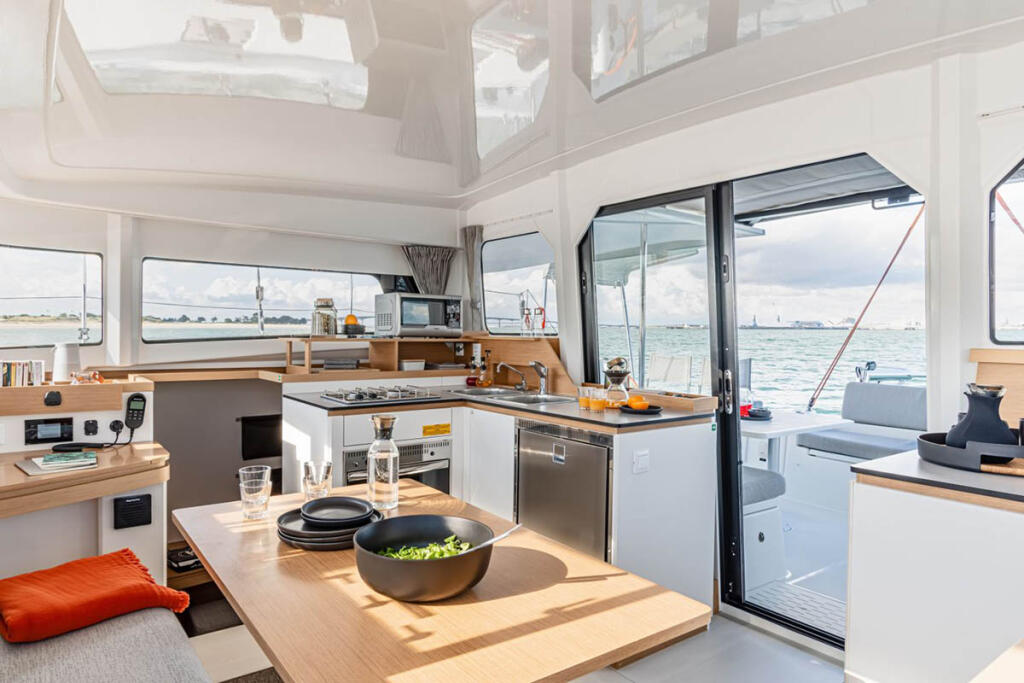 Catamaran 